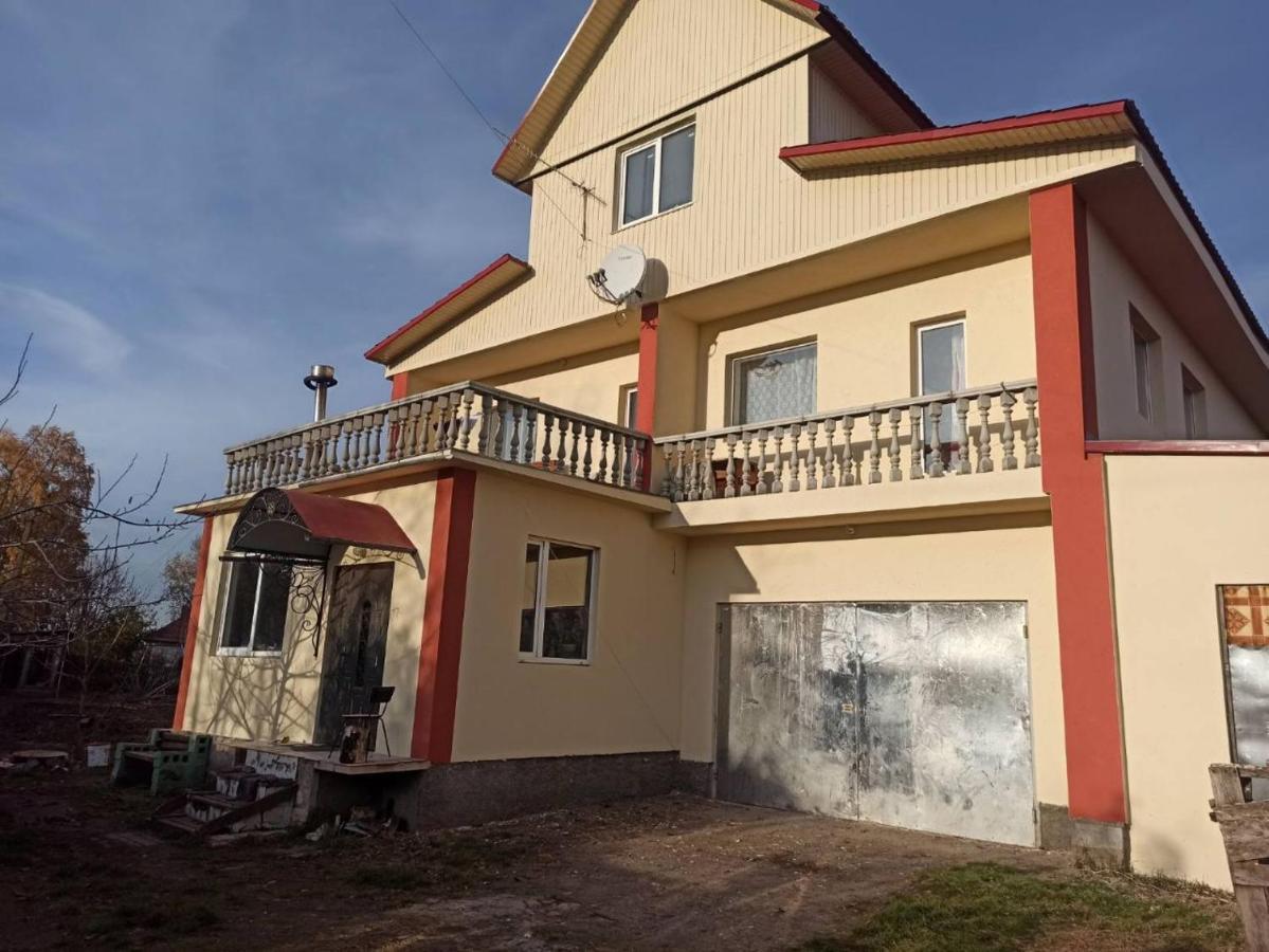 Khutorok Svergio Csesznyivka Kültér fotó