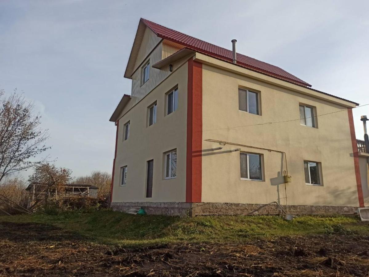 Khutorok Svergio Csesznyivka Kültér fotó