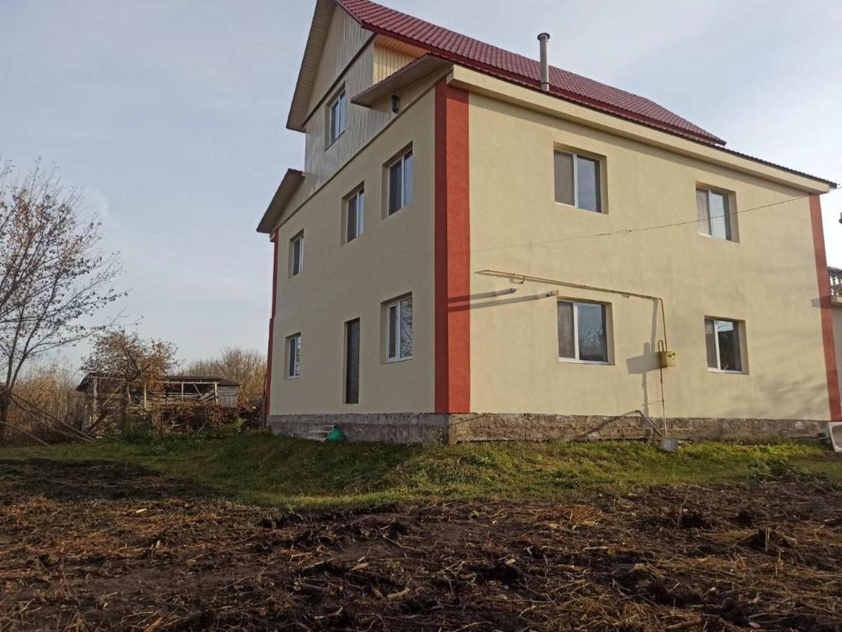 Khutorok Svergio Csesznyivka Kültér fotó